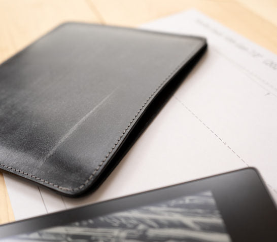 Kindle Oasis用レザースリーブの開発が始まりました – 国立商店