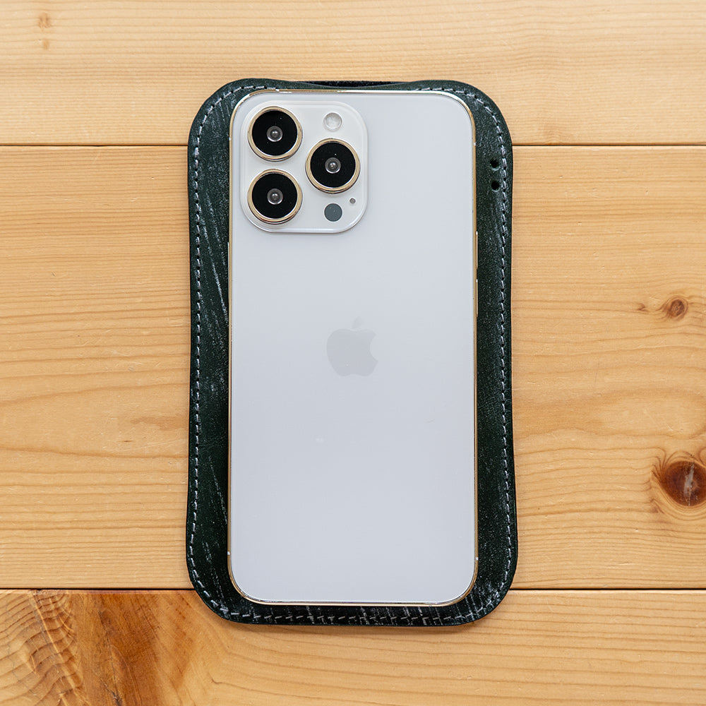 職人が作るレザースリーブ iPhone Pro（6.3インチ）用