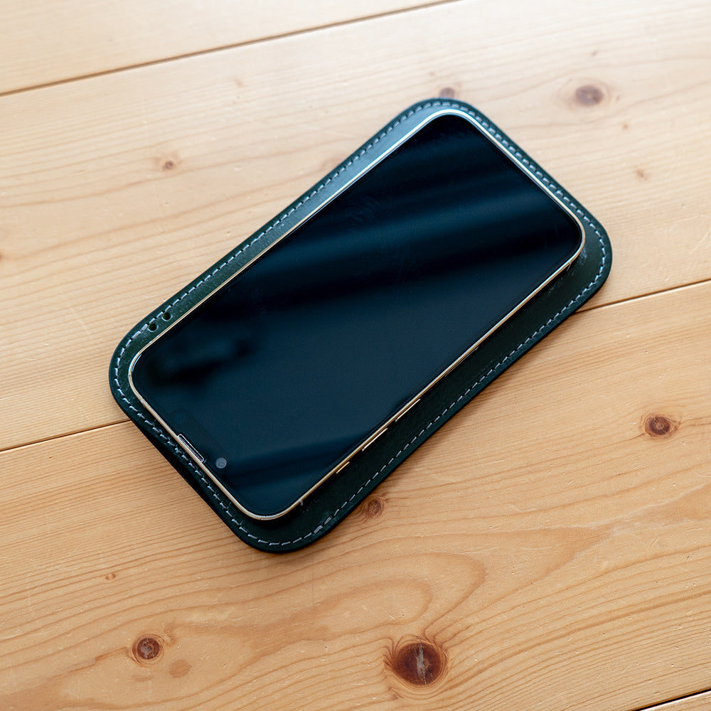 国立商店 「職人が作るレザースリーブ」【新品・未開封】 職人が作るレザースリーブ iPhone Pro Max系（6.9インチ）用 – 国立商店