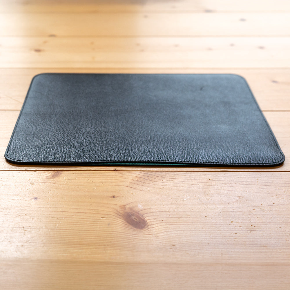 職人が作るレザースリーブ 15インチMacBook Air用