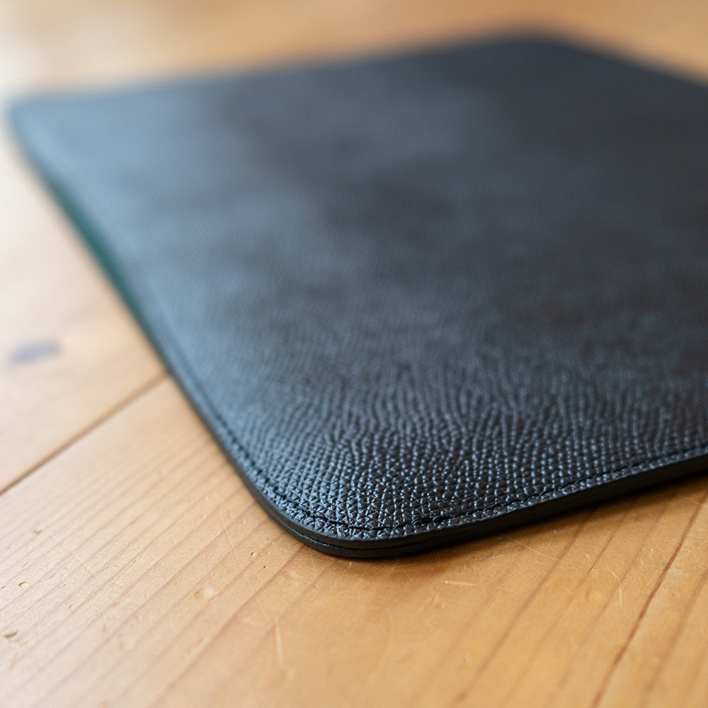 職人が作るレザースリーブ 15インチMacBook Air用