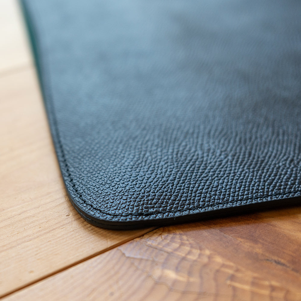 職人が作るレザースリーブ 14インチMacBook Pro 用