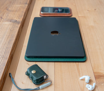 職人が作るレザースリーブ 13インチMacBook Pro 用 – 国立商店