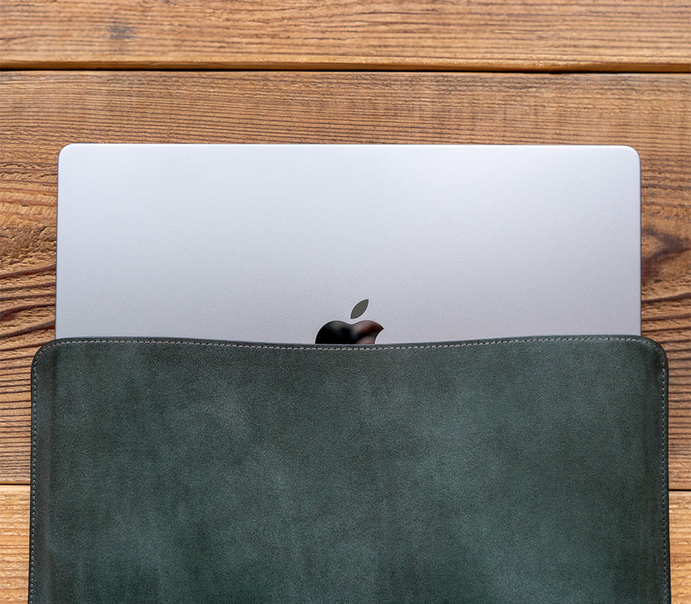 【アウトレット】職人が作るレザースリーブ 14インチMacBook Pro用